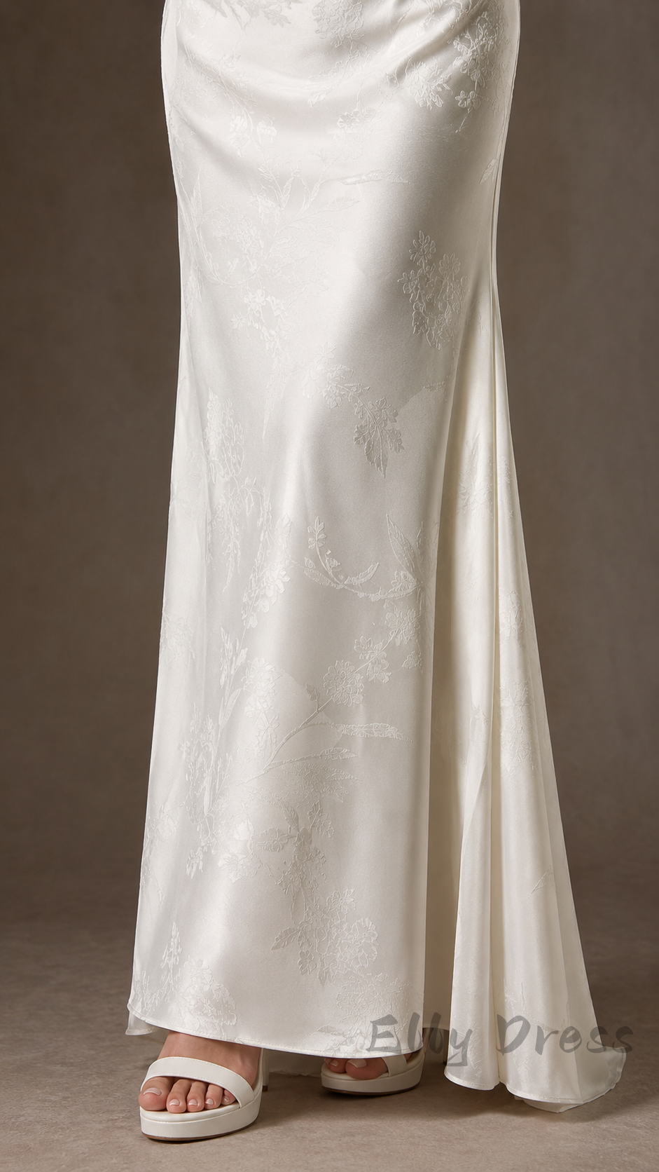 White Halter Neck Mermaid Bridal Dress Open Back Satin Wedding Gown